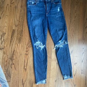 Joes Jeans destructed skinny jean sz 28